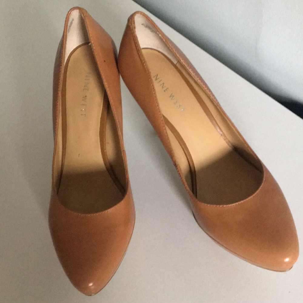 Brown pumps.